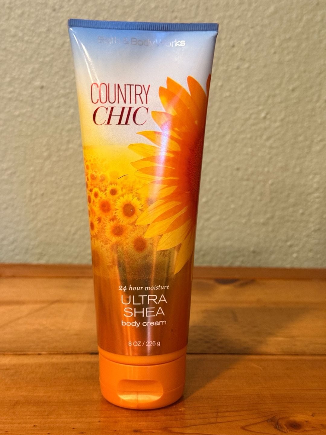 Bath & Body Works Country Chic Ultra Shea Body Cream 8 oz 1