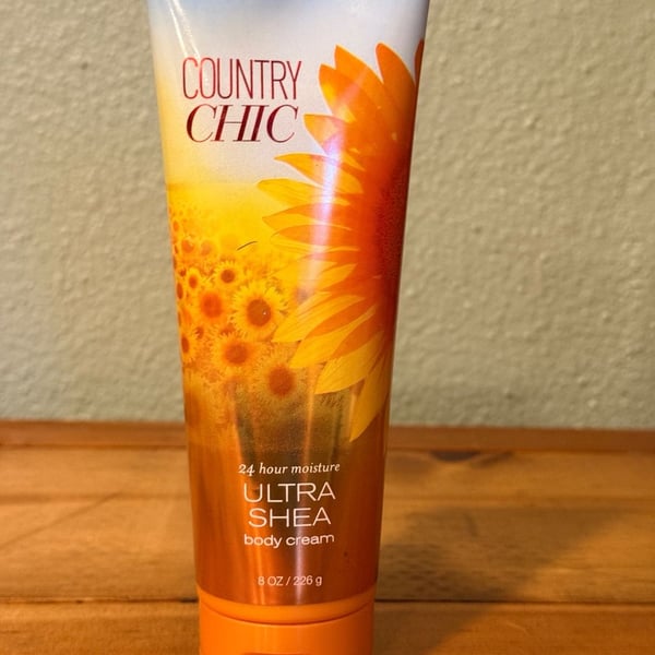 Bath & Body Works Country Chic Ultra Shea Body Cream 8 oz