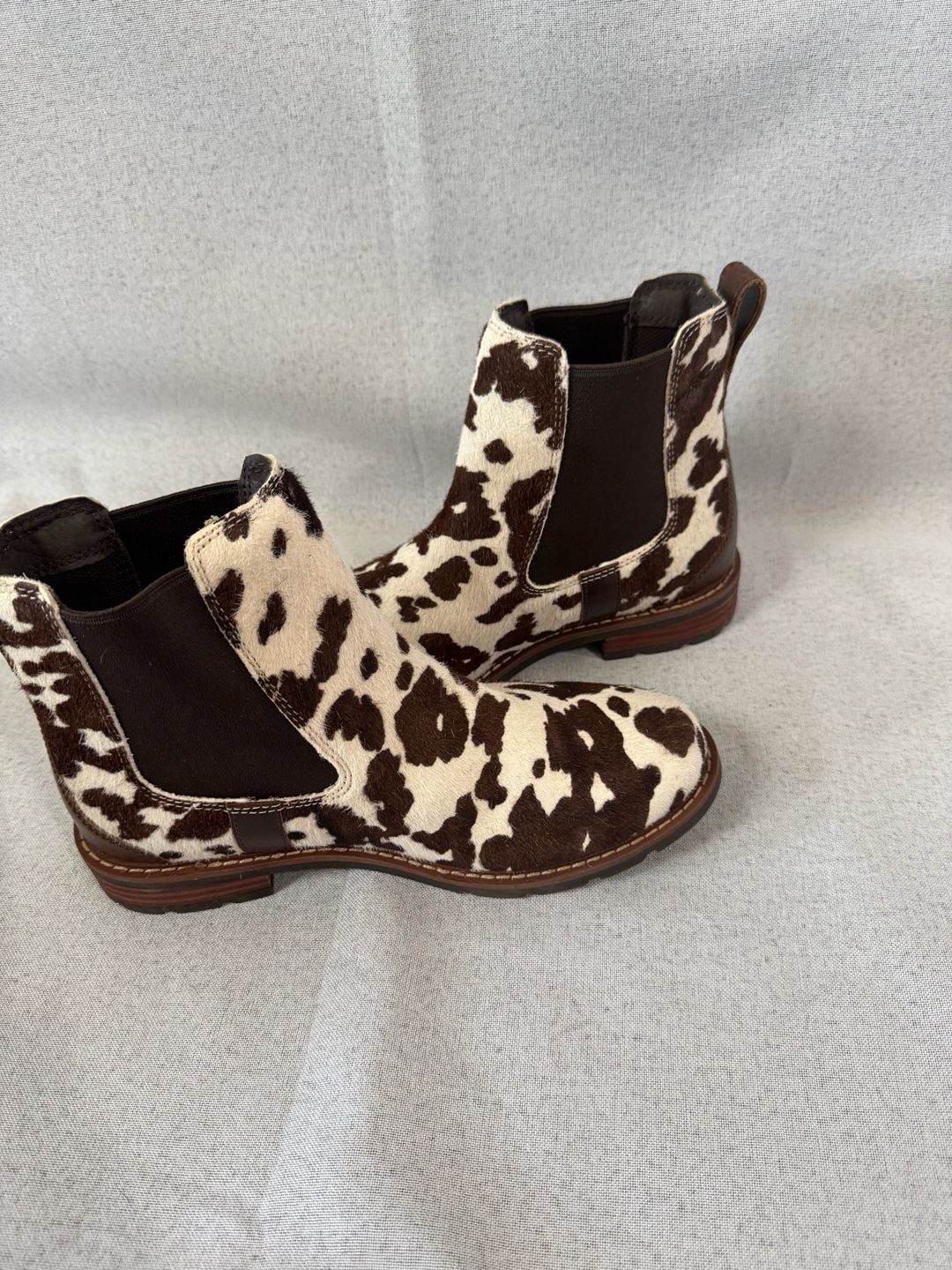 Ariat Wexford Chelsea Boots Size 7.5 Cow Print Hair On Leather 4
