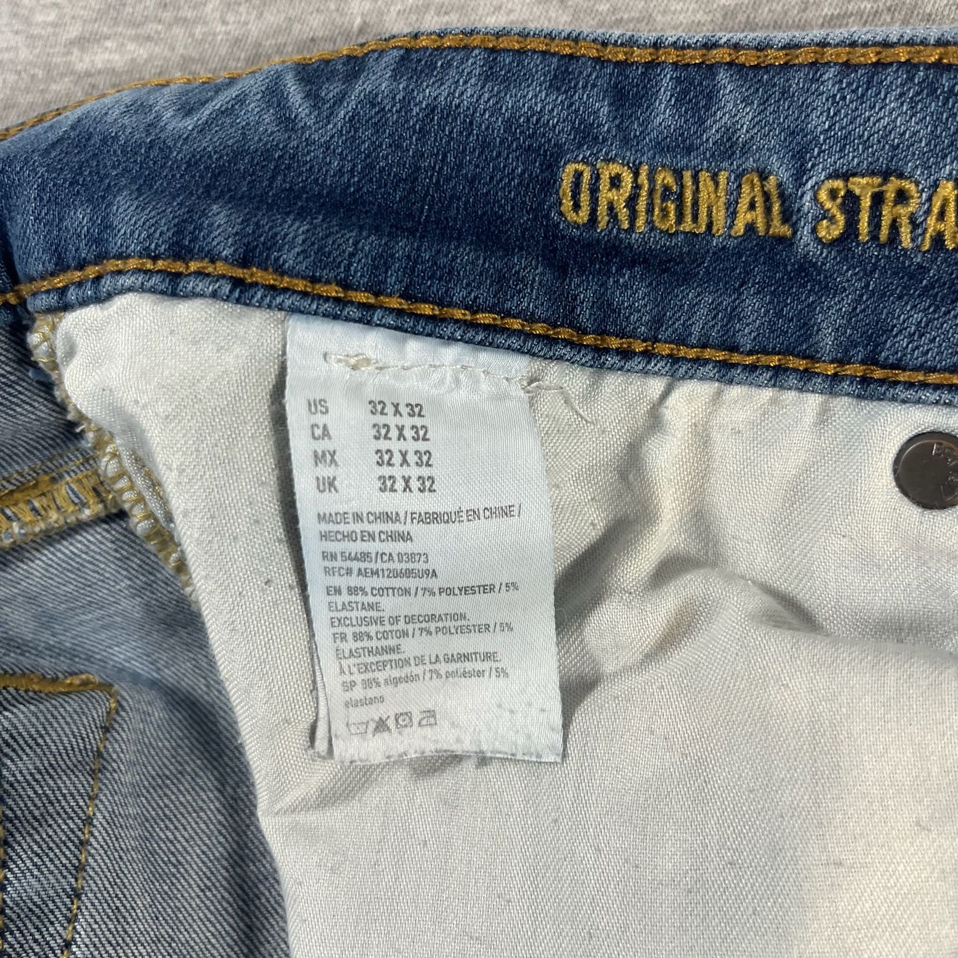 American Eagle Outfitters Straight Leg Denim Blue Jeans Men’s 32x32(30) 8