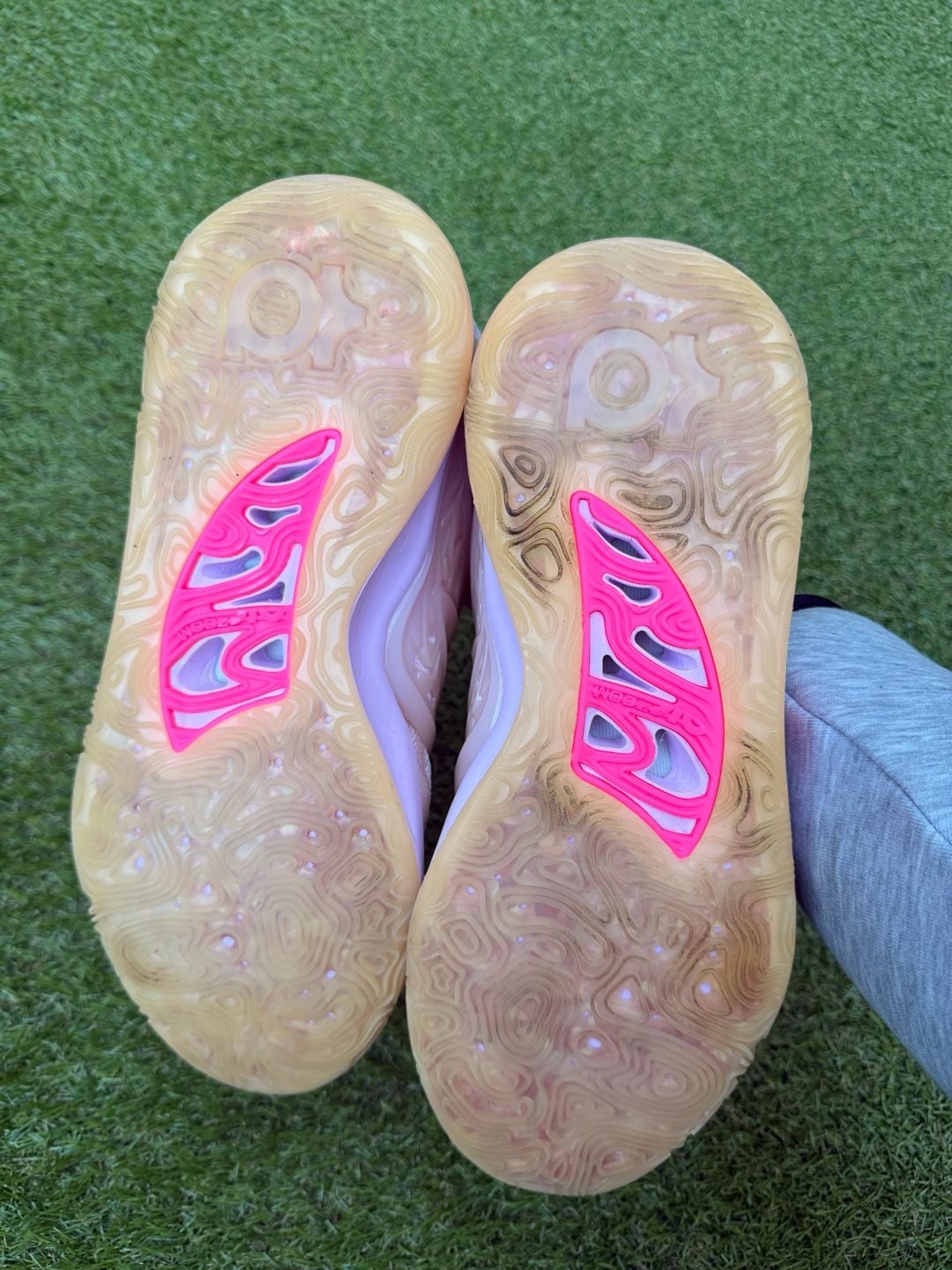 Nike KD 15 Aunt Pearl Basketball Shoes Pink Foam DQ3851-600 5