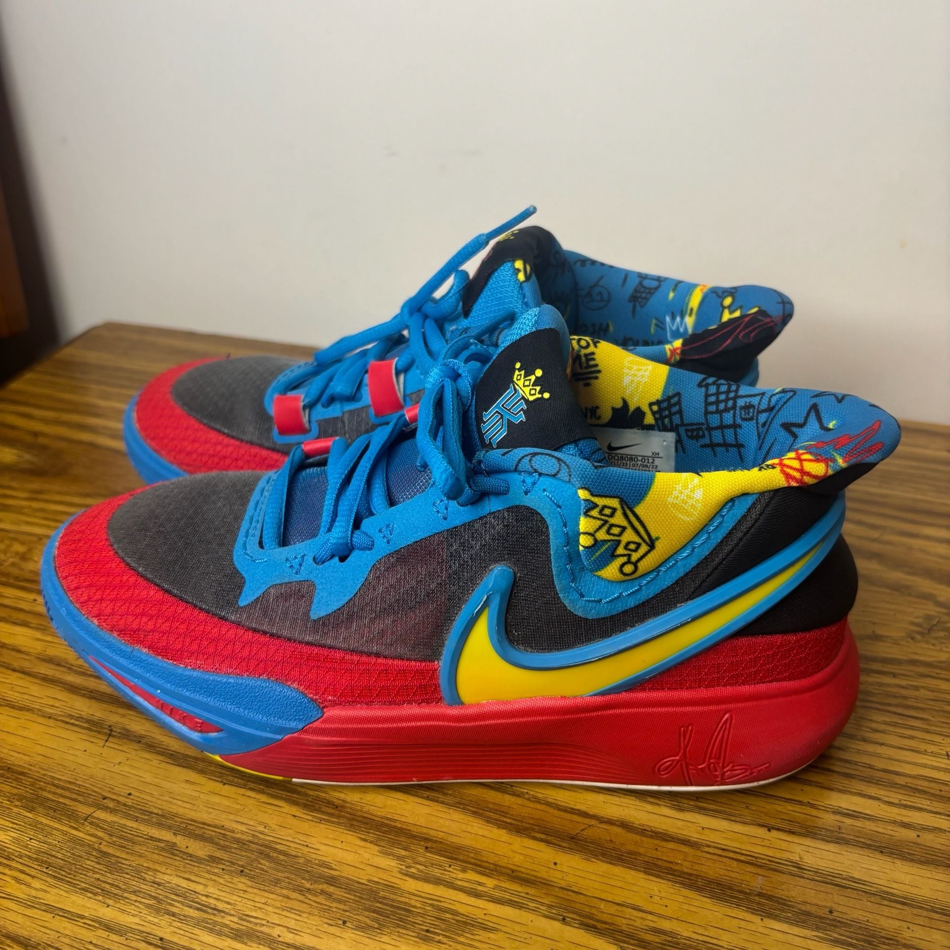 Nike Kyrie Flytrap 6 Sneakers Blue Red Yellow 2