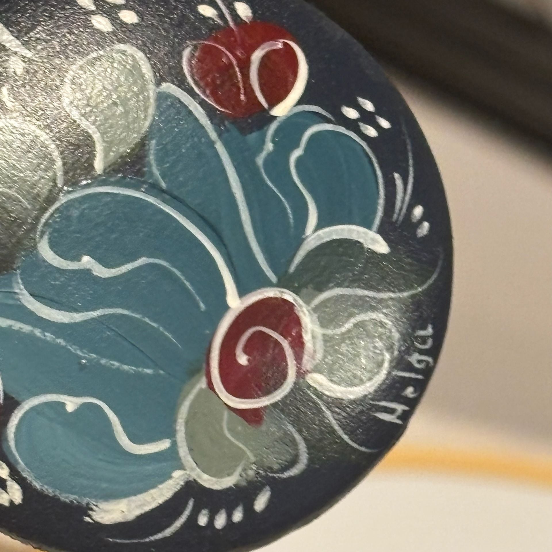 Helga Hand Painted Floral Wooden Brooch Pin Signed Folk Art 8