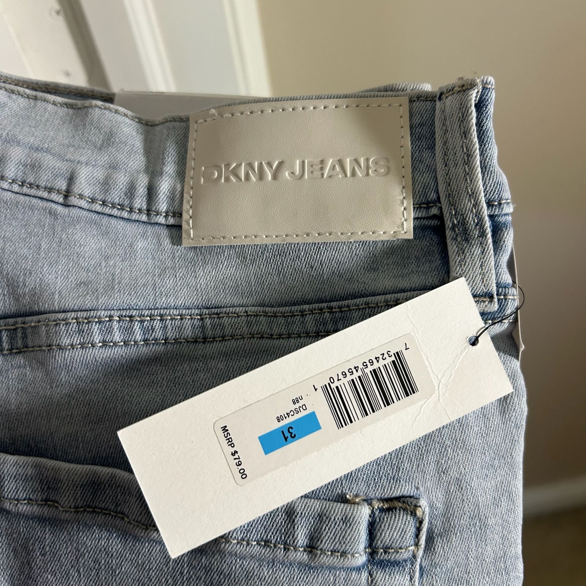 DKNY Jeans High Rise Flare Jeans Size 31 Light Wash Raw Hem 10