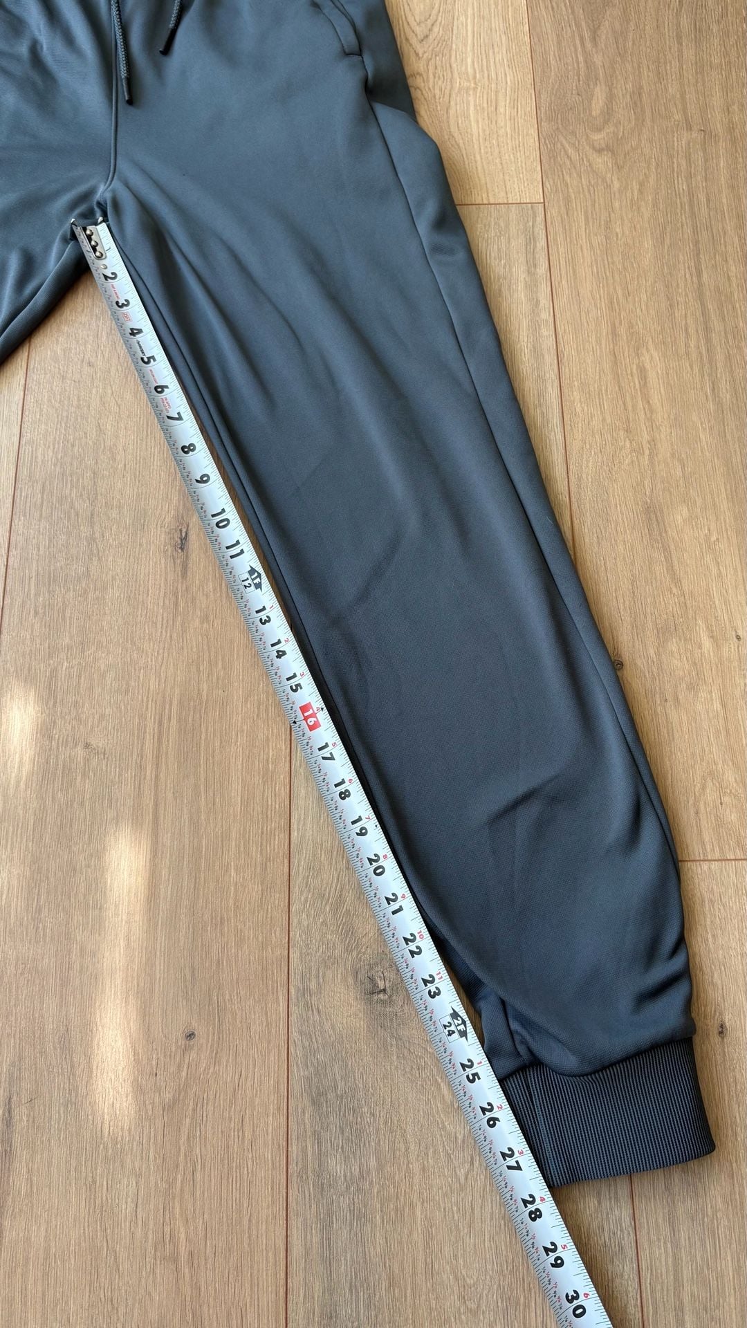 Under Armour Jogger Pants Size YXL Grey Athletic Sweatpants 5