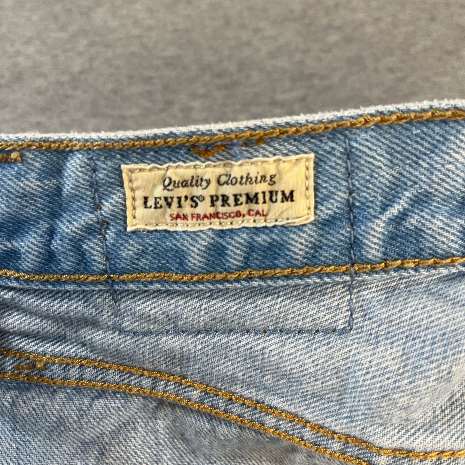 Levi's 501 Straight Leg Button Fly Denim Blue Jeans Size 26x29 8