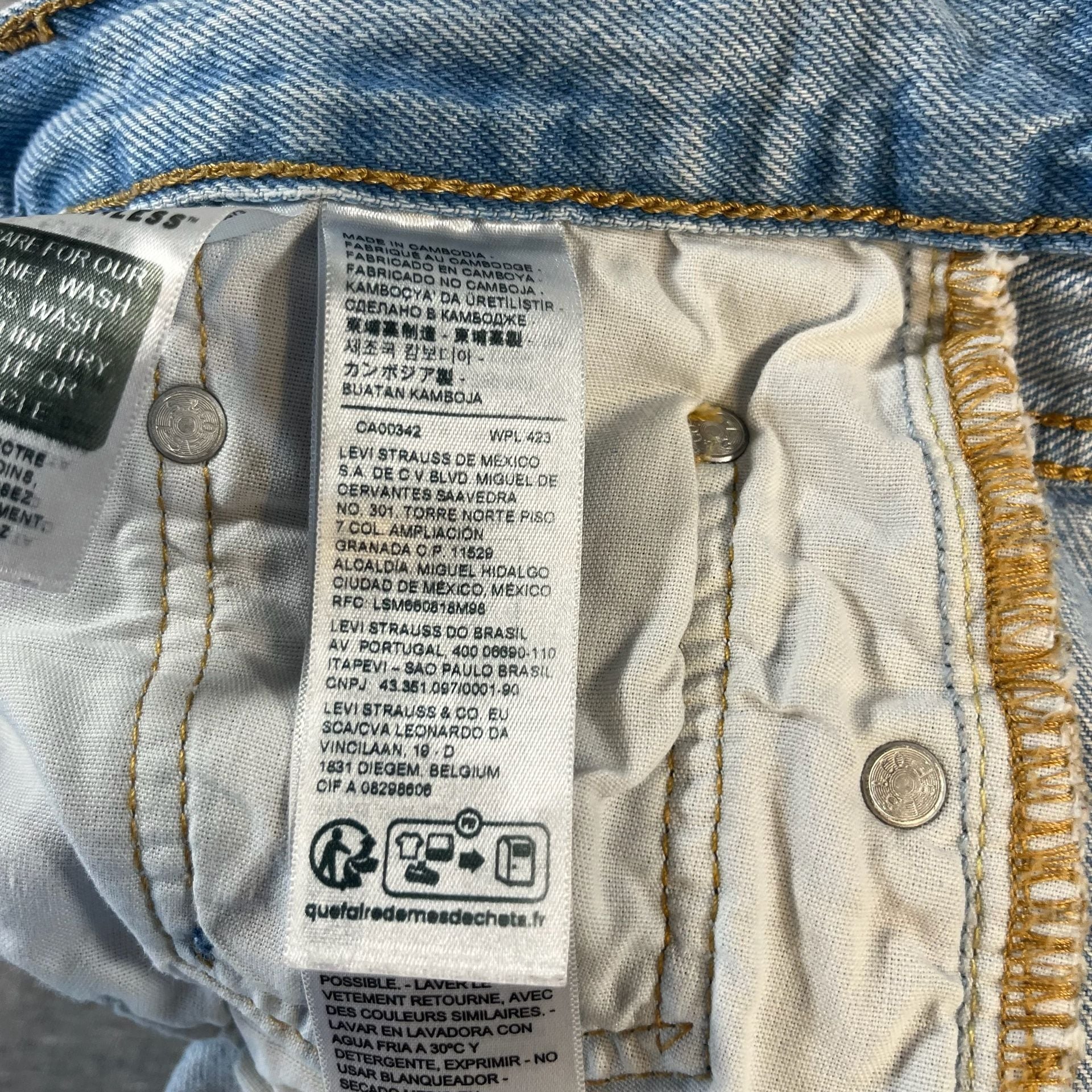 Levi's 501 Straight Leg Button Fly Denim Blue Jeans Size 26x29 9