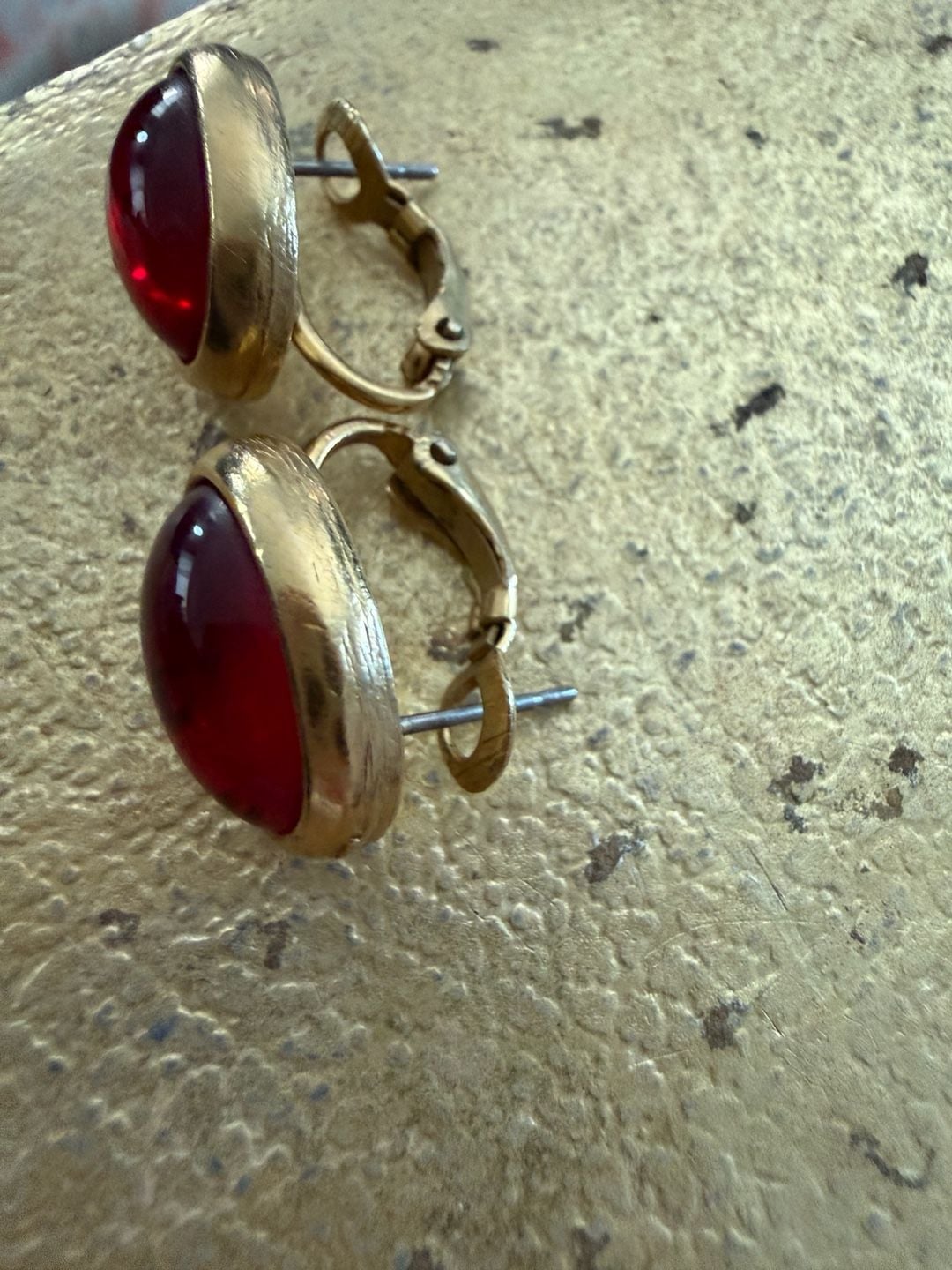 Napier Red Cabochon Gold Tone Vintage Clip-On Earrings 10