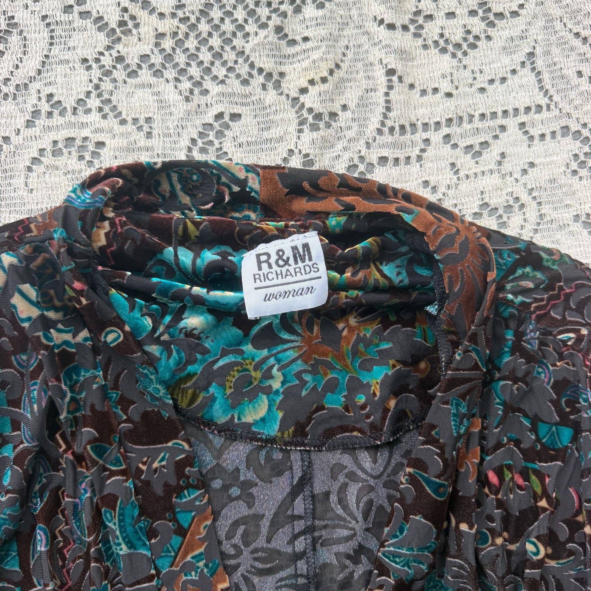 Whimsigoth Vintage velvet cardigan 3