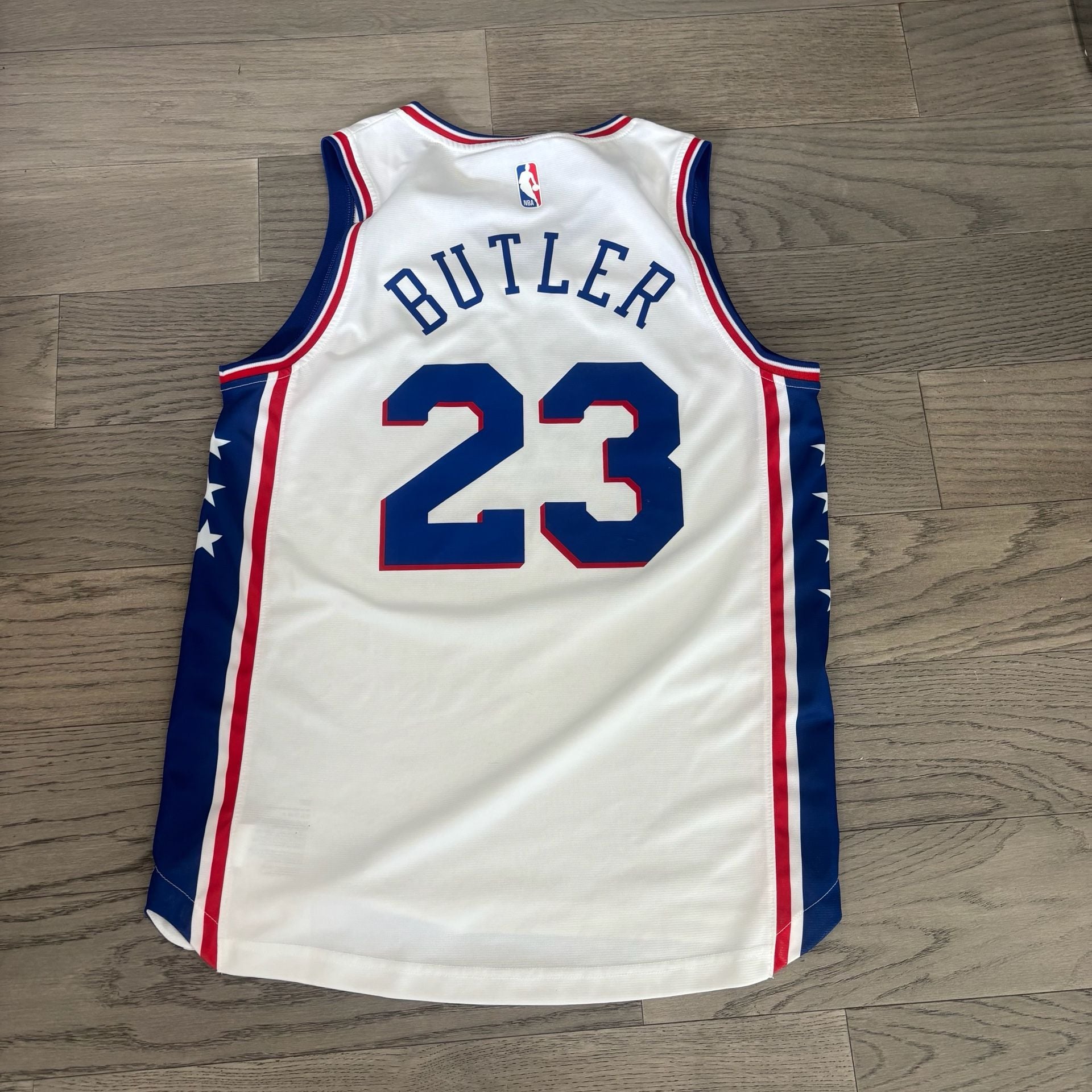 Fanatics Philadelphia 76ers Butler 23 Size M White Jersey 3