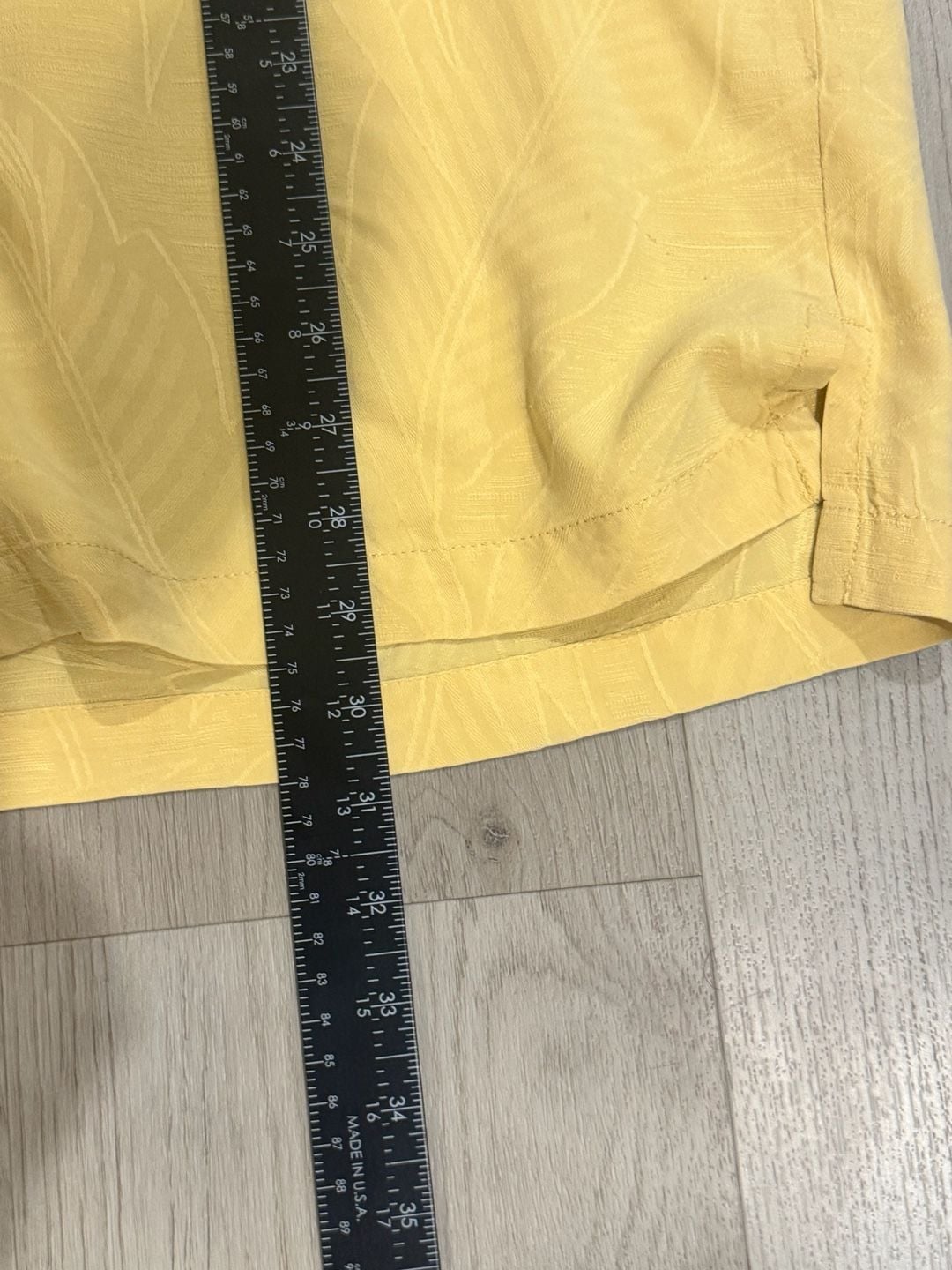 Tommy Bahama Silk Short Sleeve Shirt Size L Yellow Tropical Camp 8