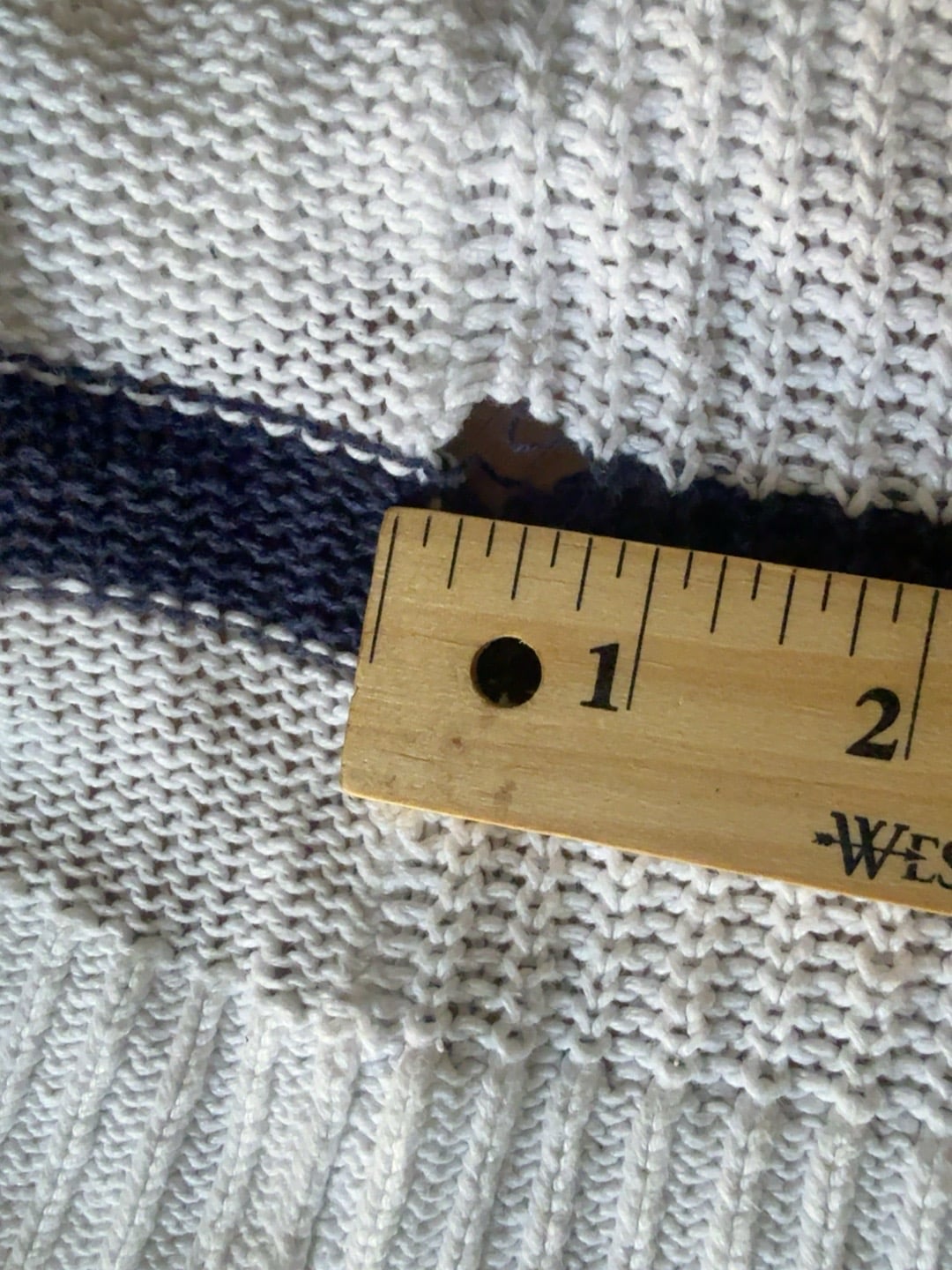 Old Navy Striped Cardigan Size M White Navy Blue V-Neck Sweater 6