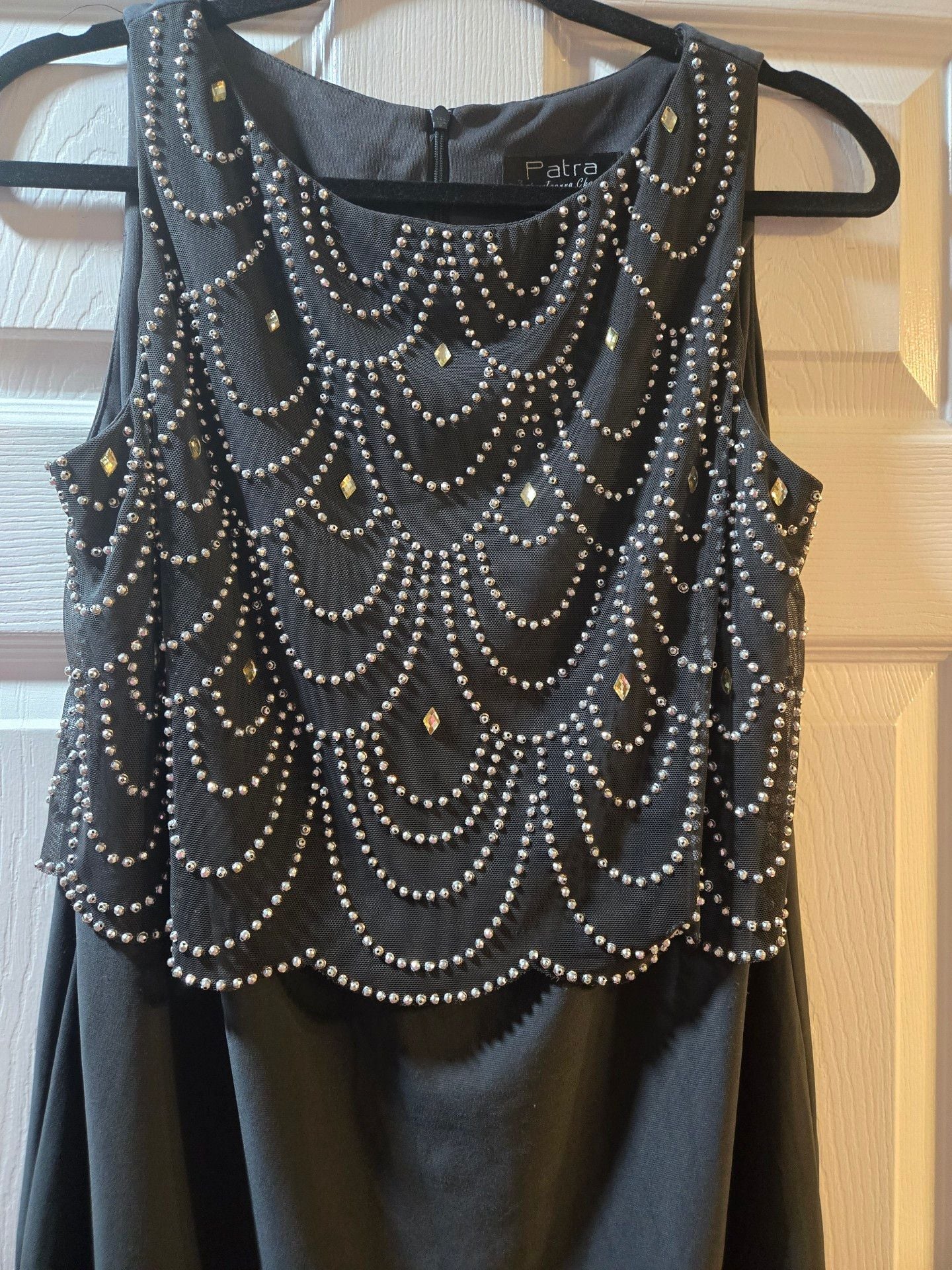 Patra by Joanna Chen Beaded Dress Size 8 Grey Sleeveless Scalloped 3