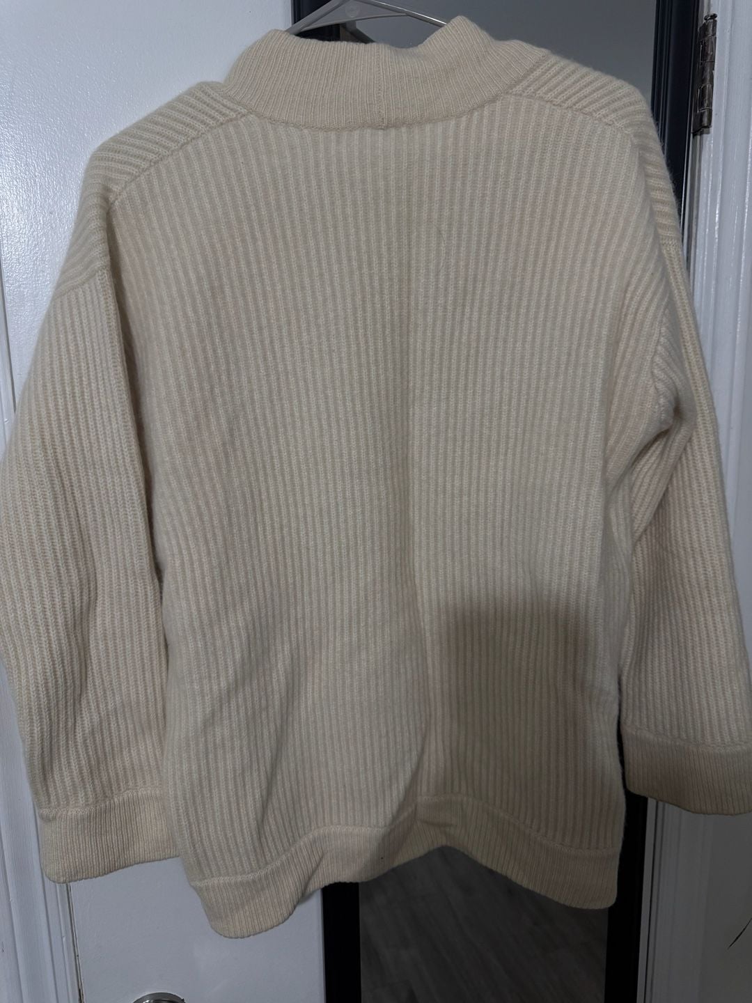 Donna Karan Sweater Size S Cream Cashmere Ribbed V-Neck 4