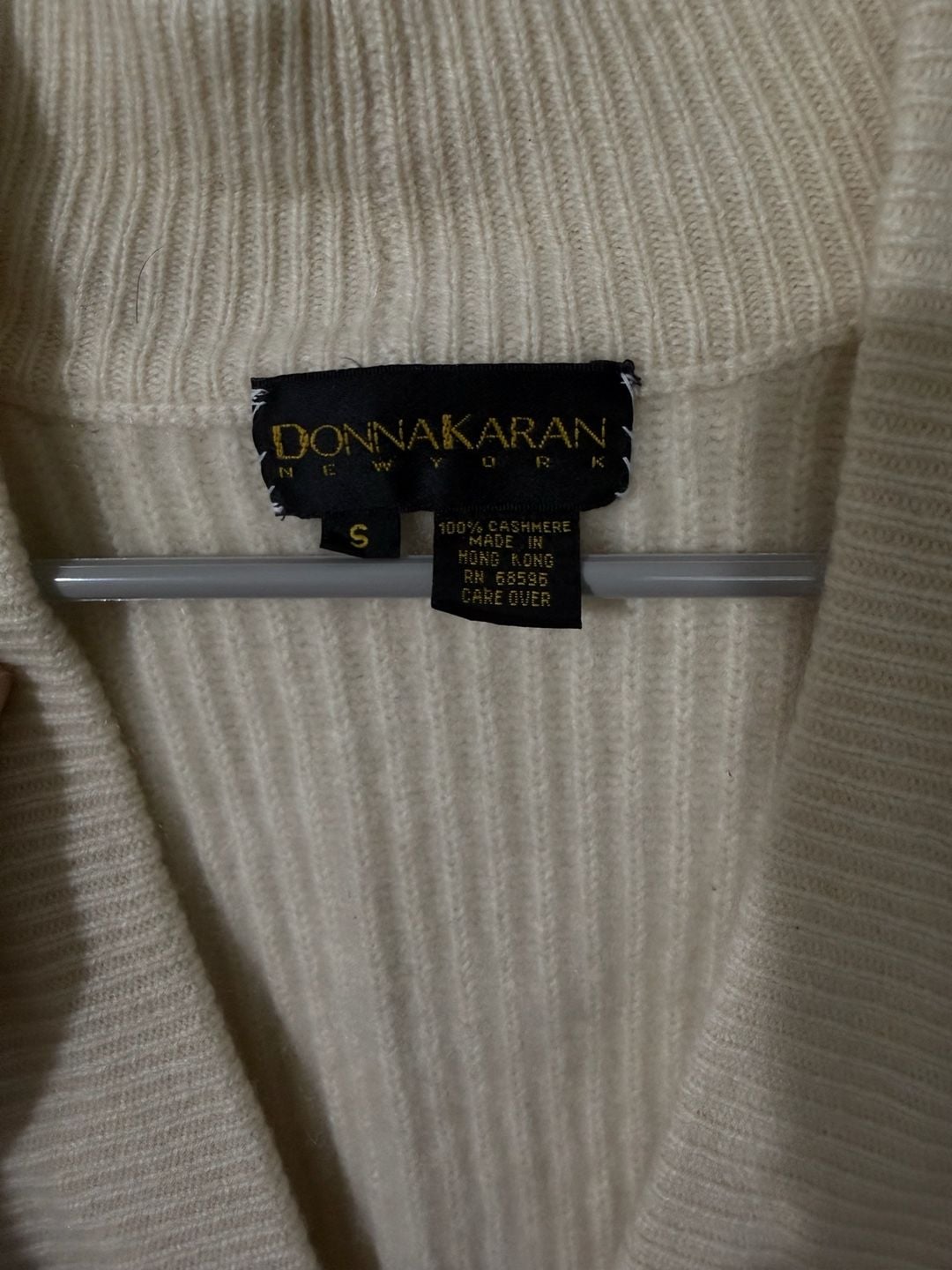 Donna Karan Sweater Size S Cream Cashmere Ribbed V-Neck 5