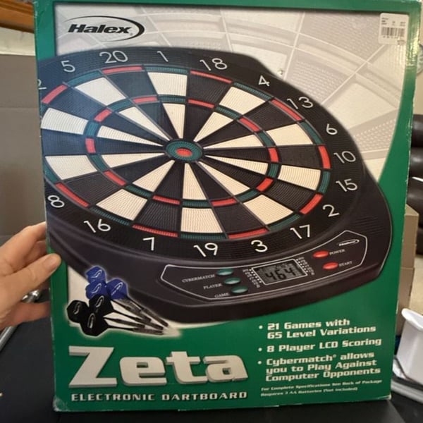 Zeta Electronic Dartboard for Recreational Play, Six Dart Set - .com,