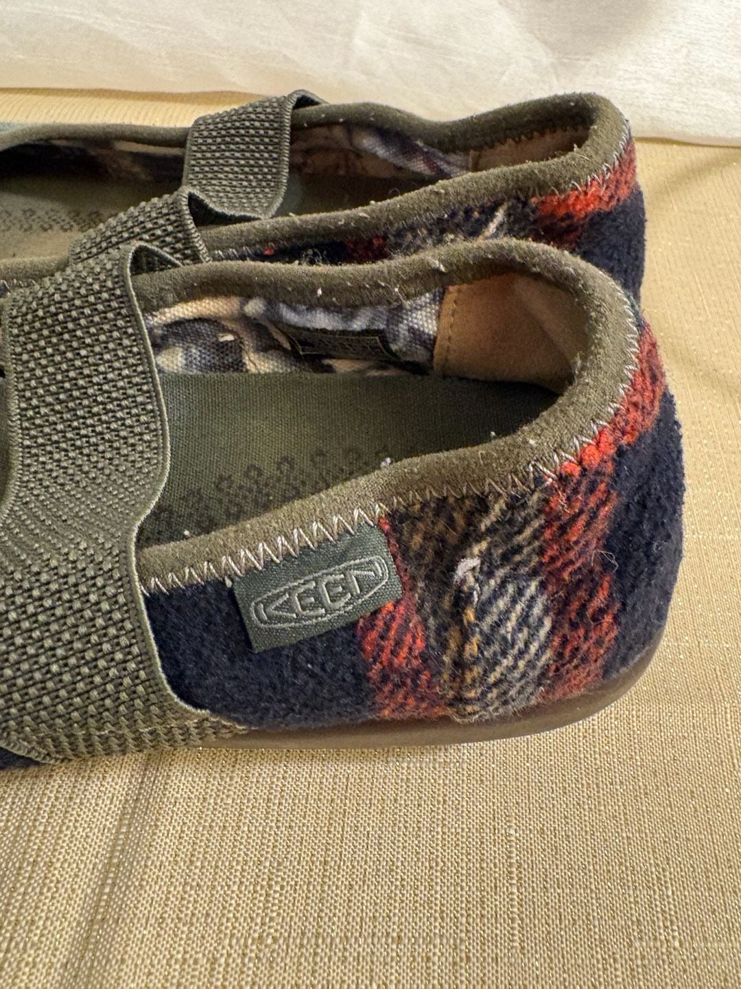 Keen Sienna Mary Jane Plaid Shoes 6