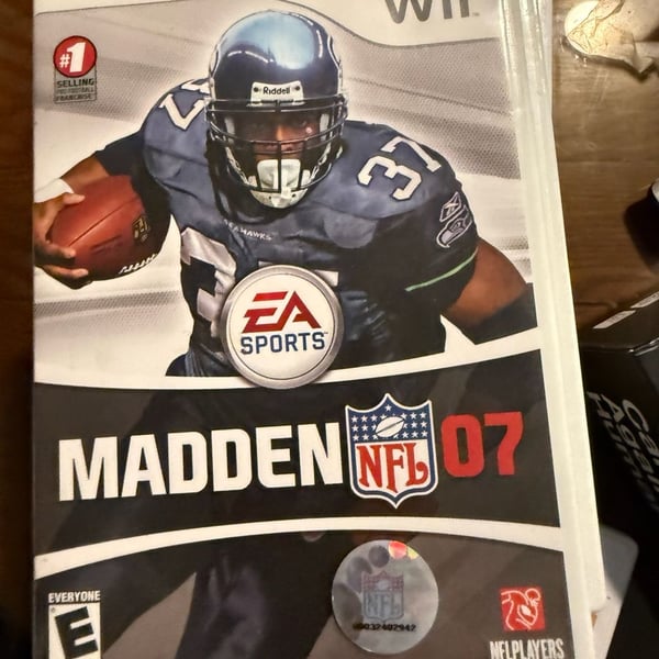 EA Sports Madden NFL 07 Nintendo Wii Video Game