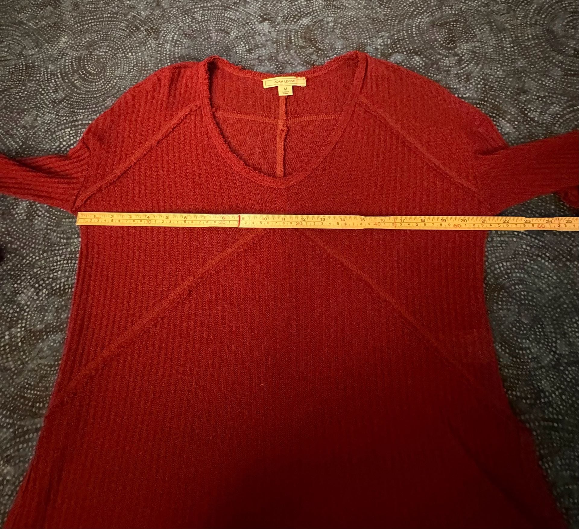 Whimsical Boho Adam Levine Long Sleeve Top Size M Burgundy Ribbed Raw Edge 9
