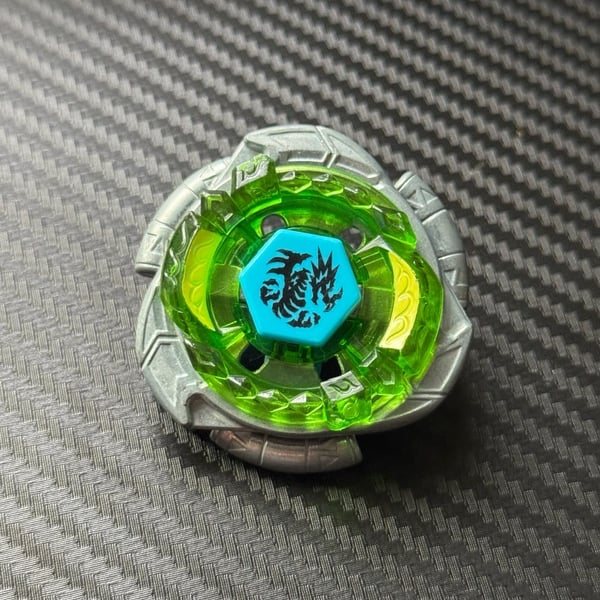 Beyblade Omega Dragonis 85XF Hyperblade Ver. Authentic Hasbro Metal Fight