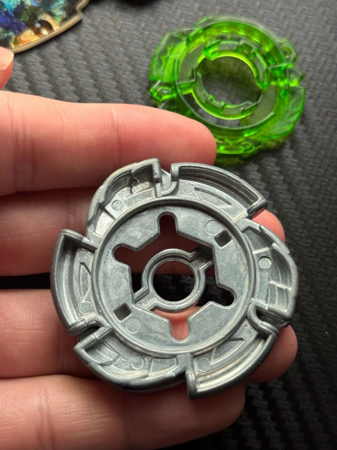 Beyblade Omega Dragonis 85XF Hyperblade Ver. Authentic Hasbro Metal Fight 8