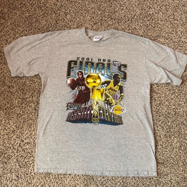 Vintage 2001 NBA Finals Kobe Bryant Allen Iverson T-Shirt Size XL