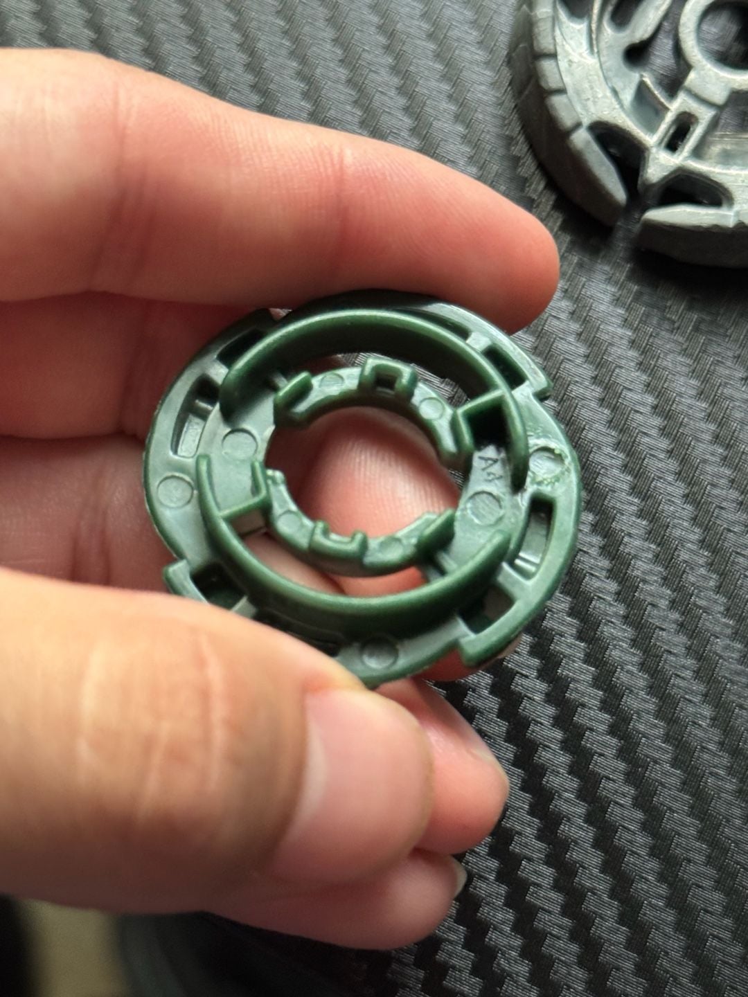 Beyblade Earth Wolf 105WD Authentic Hasbro Version Metal Fight 7
