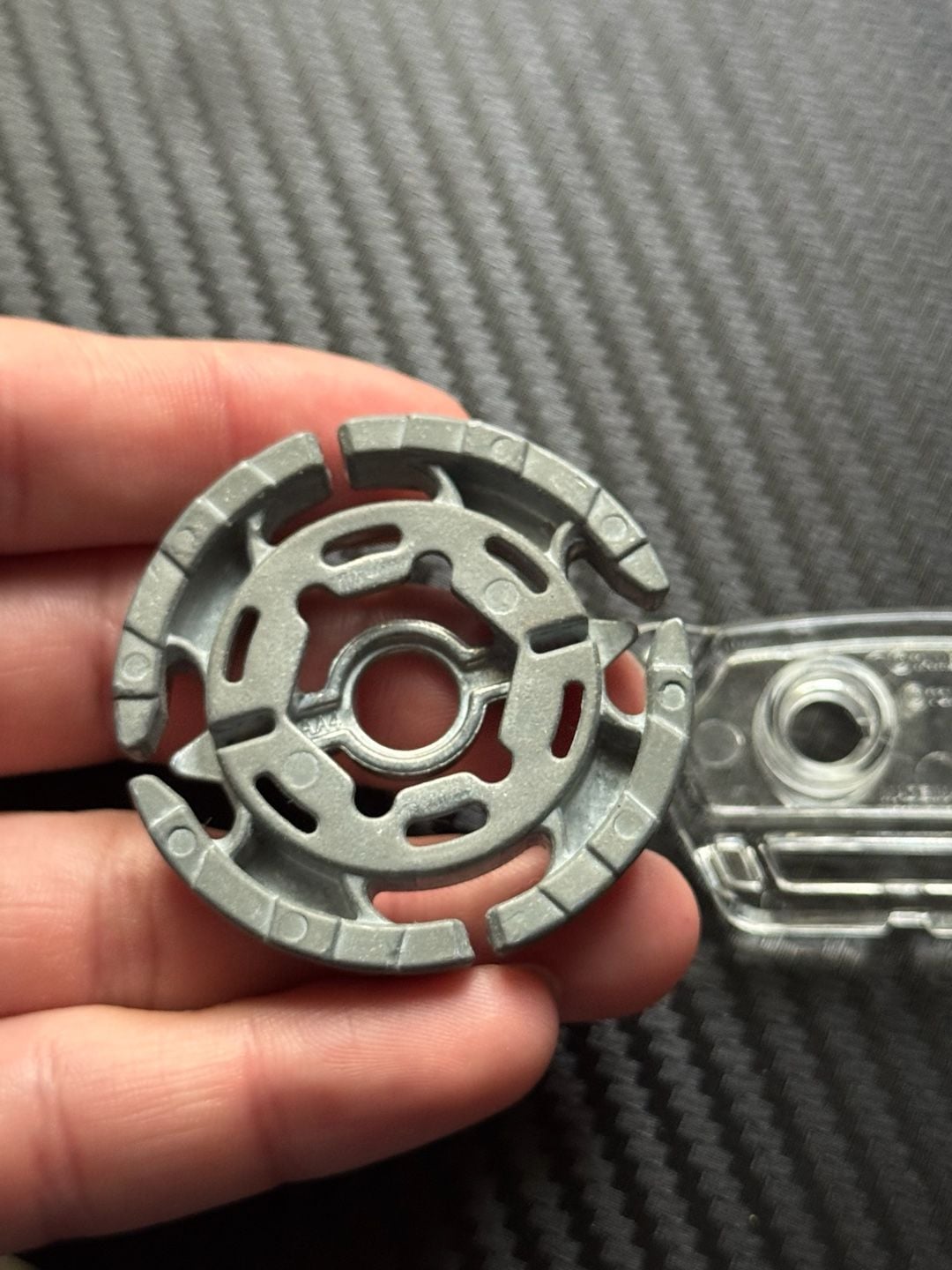 Beyblade Earth Wolf 105WD Authentic Hasbro Version Metal Fight 8