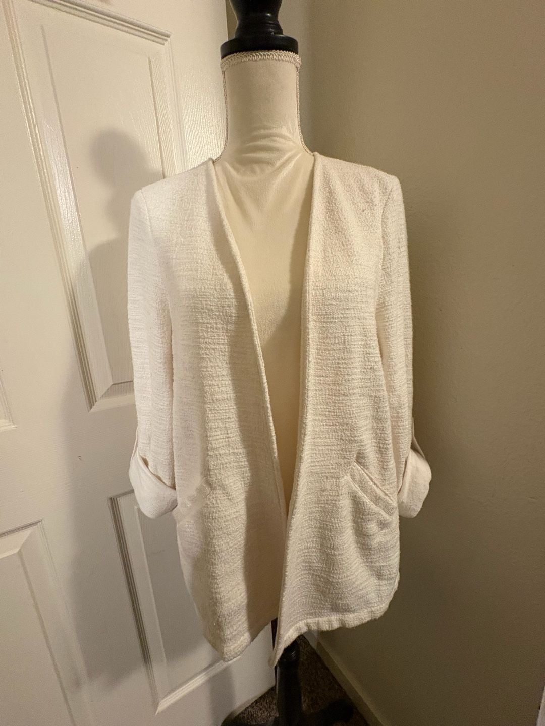 Torrid Open Front Cardigan White Textured Pocket Roll Sleeve 3