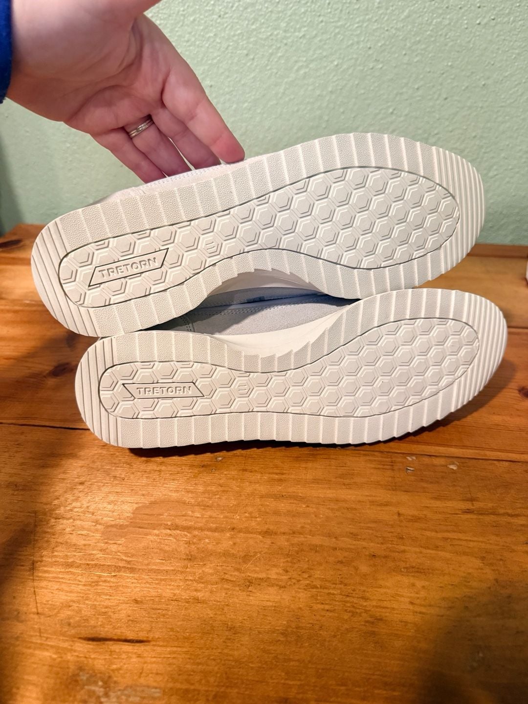 Tretorn Rawlins Size 11M White Navy Sneakers 8