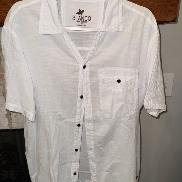 NWOT Blanco Short Sleeve Button Up Shirt Size M White Cotton