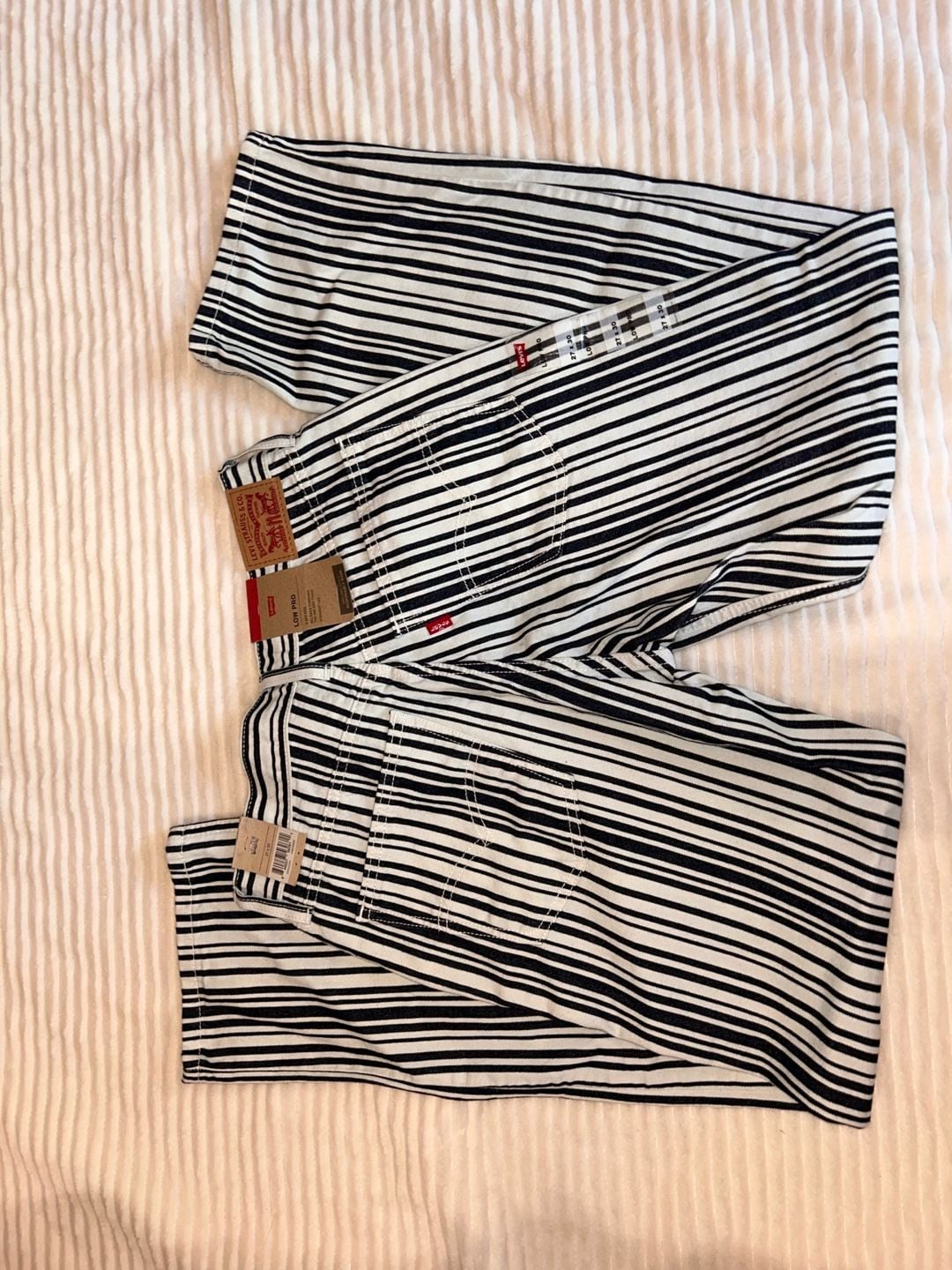 Levi's Low Pro Jeans Size 27x30 Black White Striped Straight Leg 3