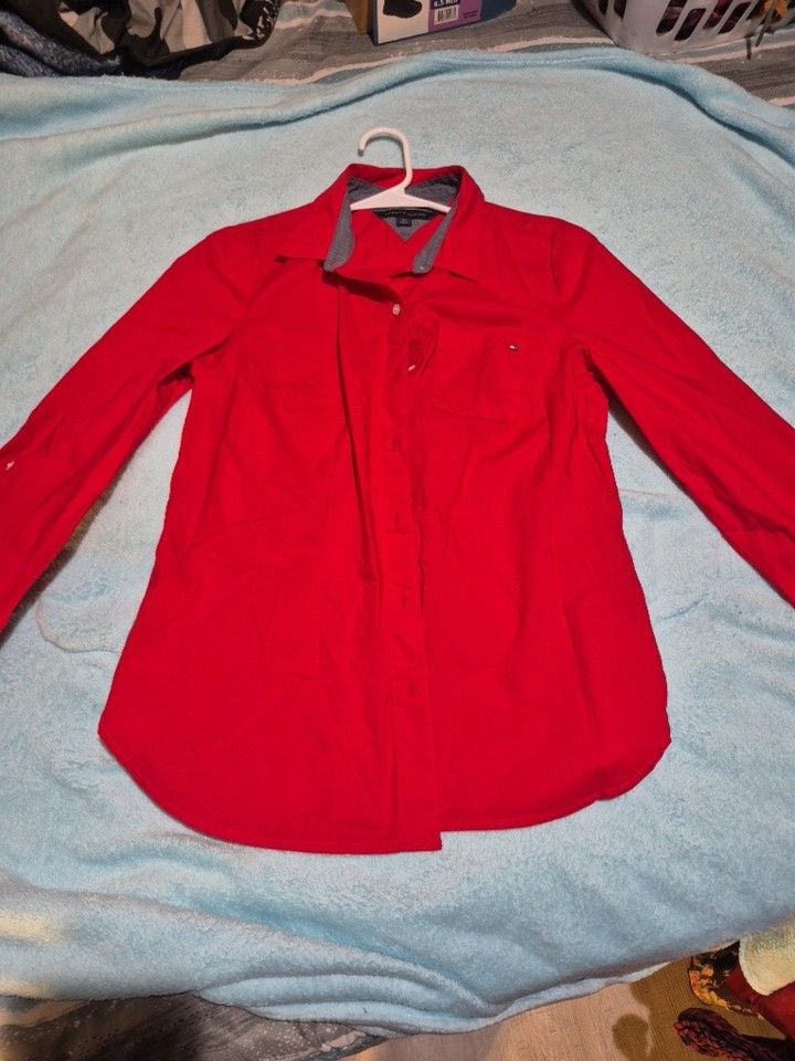 Tommy Hilfiger Long-Sleeve Button-Up Shirt Size S Red 2