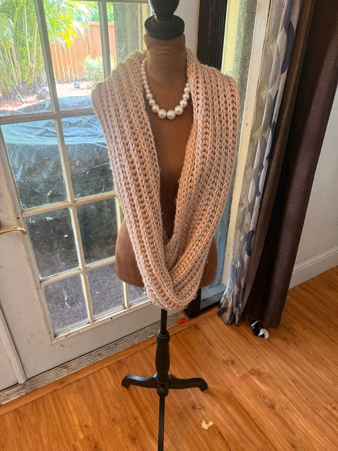 Chunky Knit Infinity Scarf Beige Cream Circle Loop Winter 6