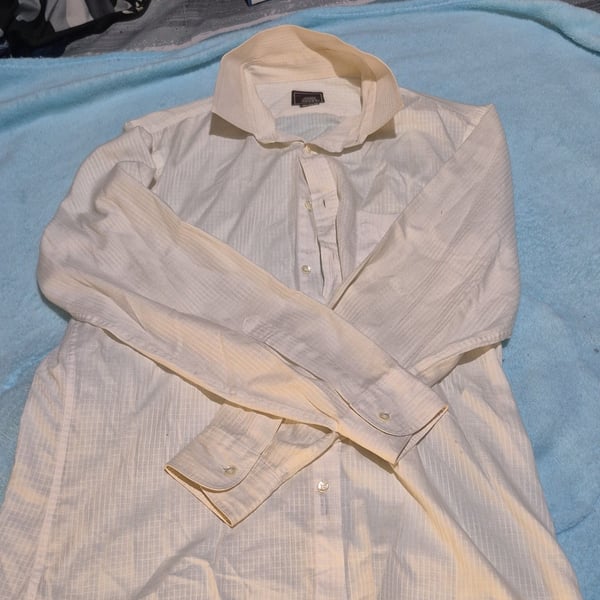 John Henry Dress Shirt Size 15.5-32/33 White Textured Long Sleeve