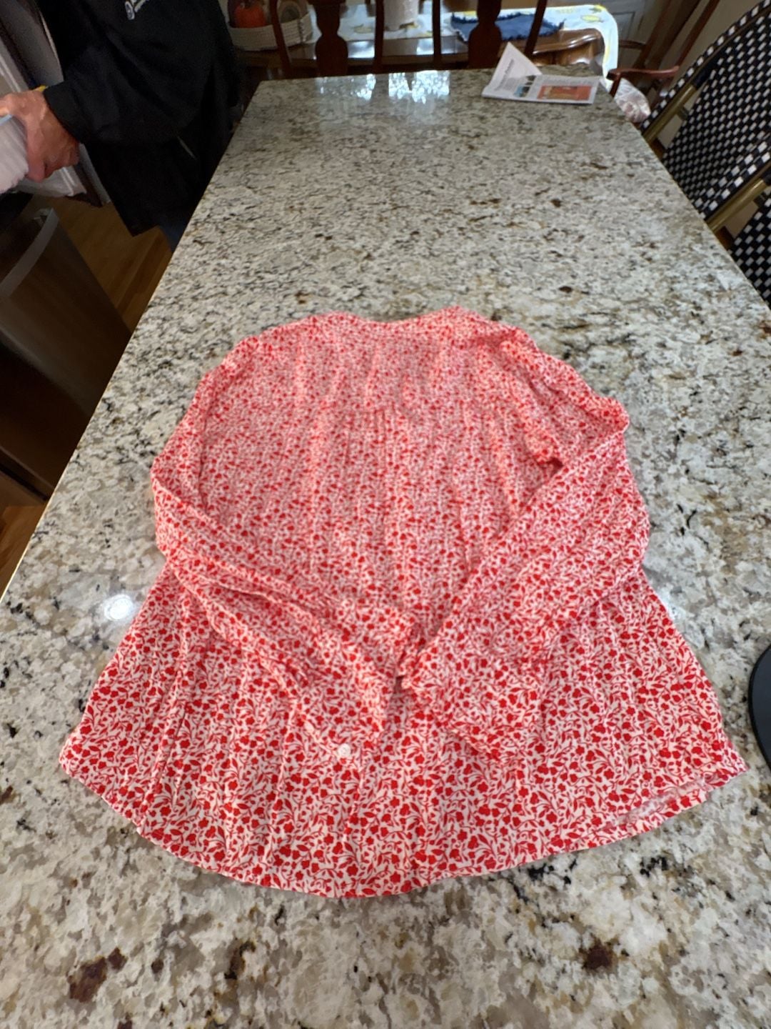 Boden Annora Blouse Size US 10 Red White Floral Print V-Neck Long Sleeve 7
