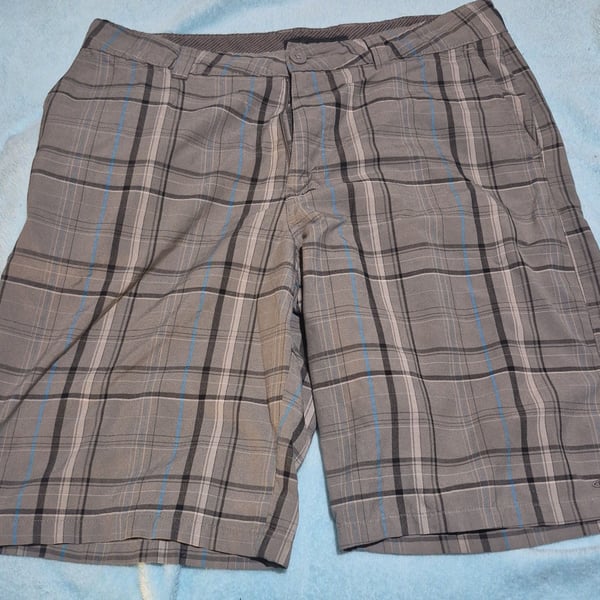 O'Neill Plaid Shorts Size 34 Gray