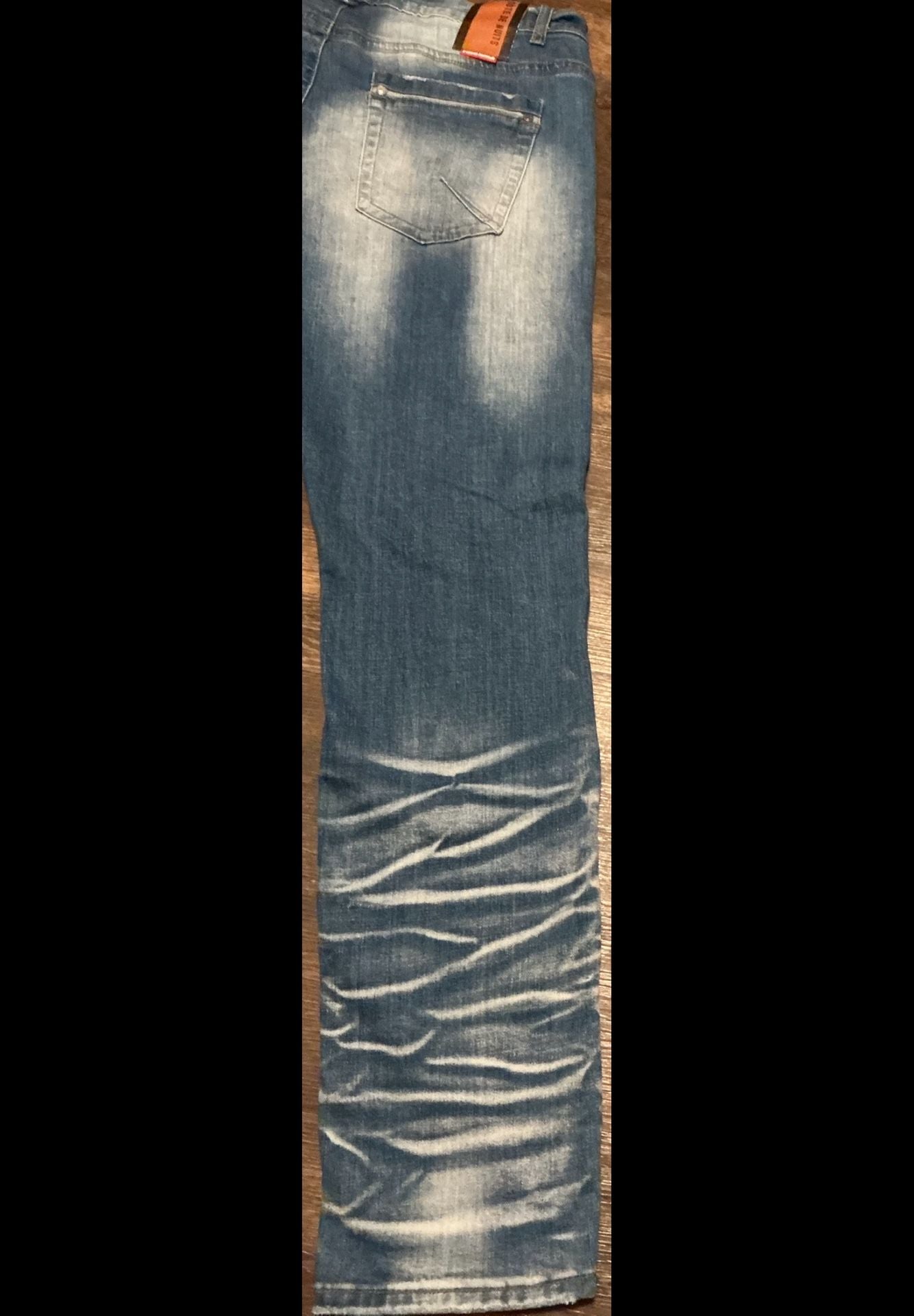 Côte de Nuits Guerre et Paix Distressed Denim Jeans 10