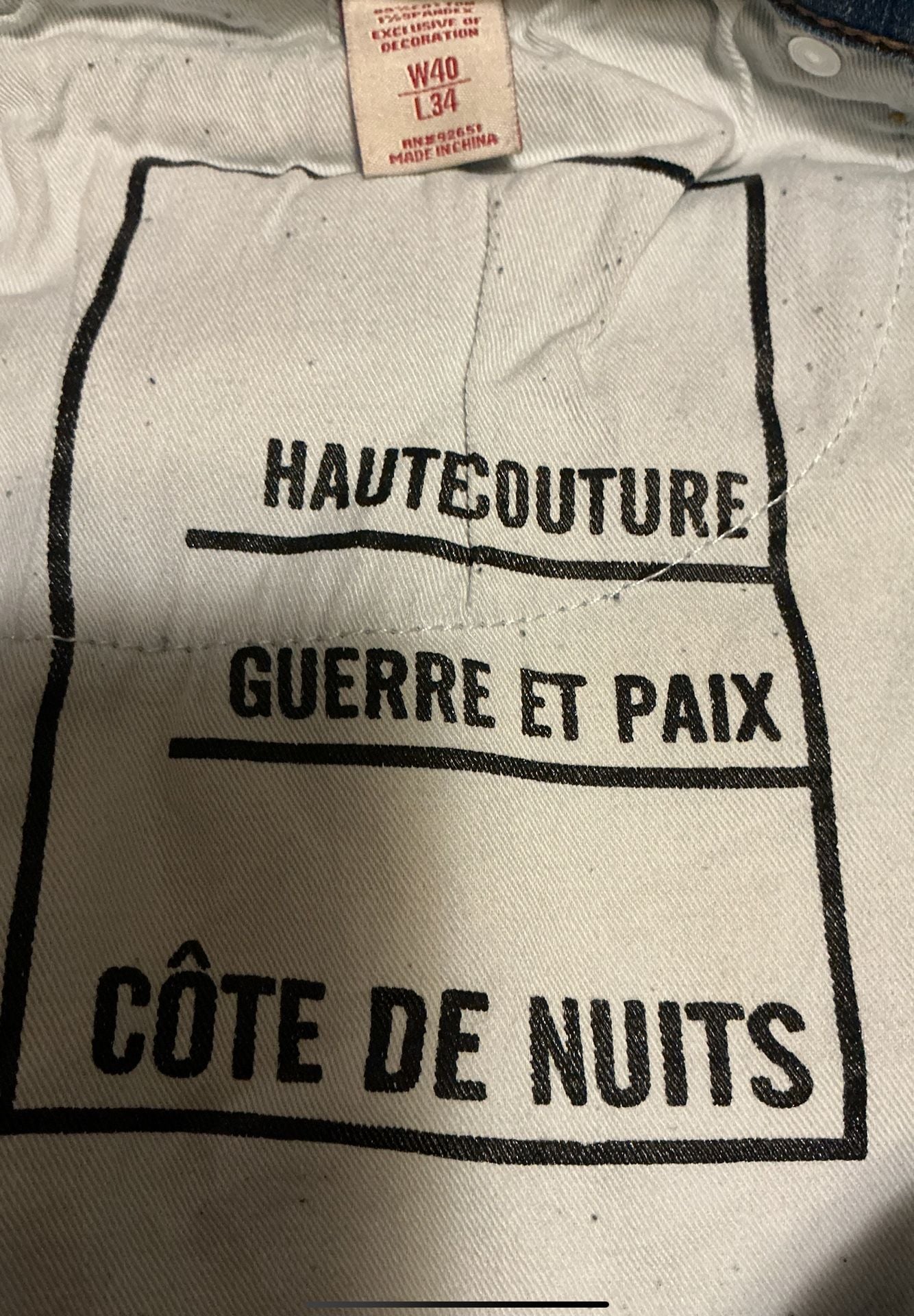 Côte de Nuits Guerre et Paix Distressed Denim Jeans 12