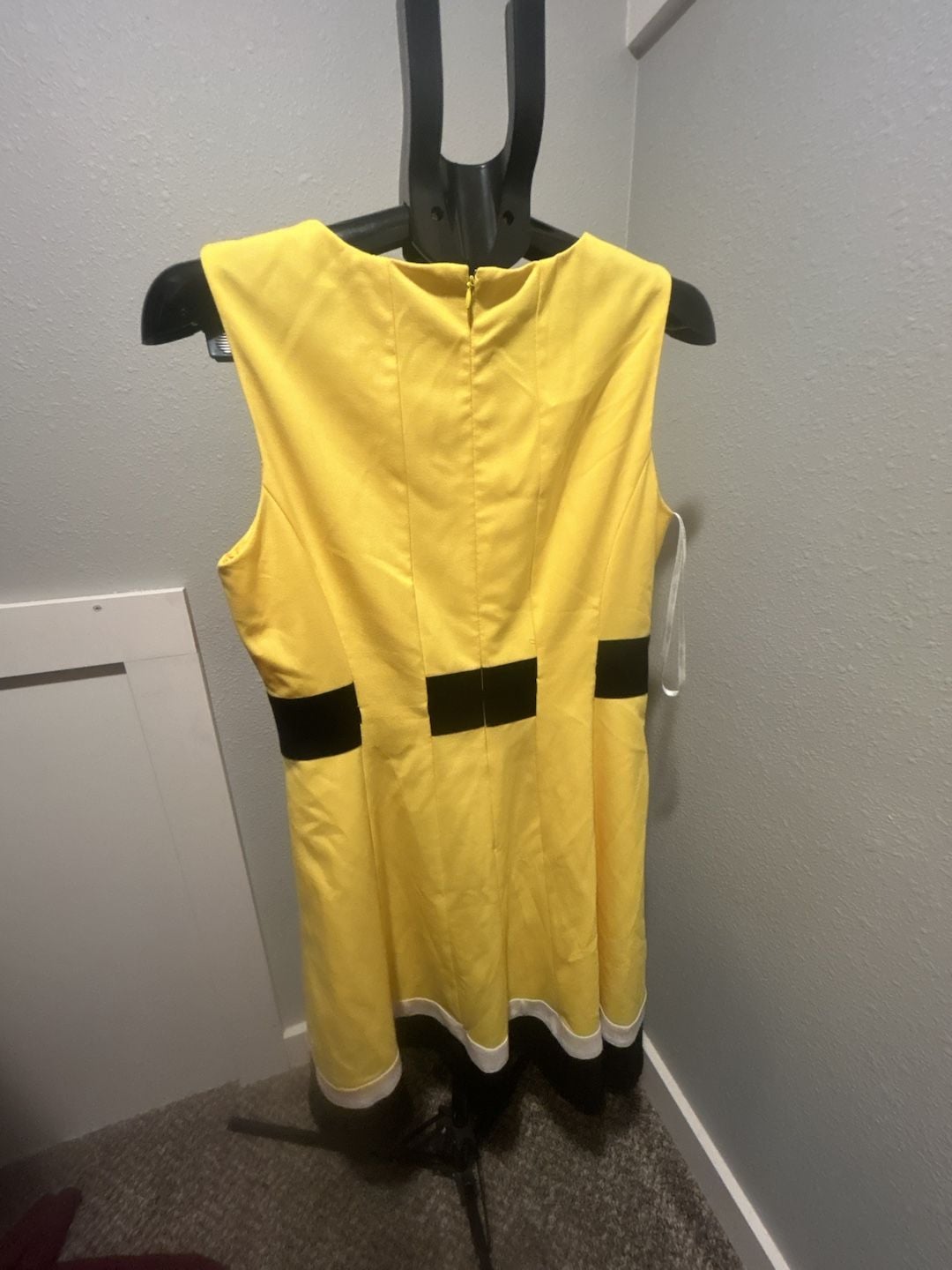 Calvin Klein Dress Size 10 Yellow Black White Colorblock Sleeveless 5