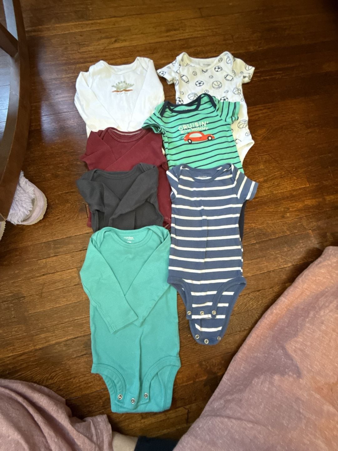 Simple Joys By Carters Bodysuit Lot Size 6-9M 1