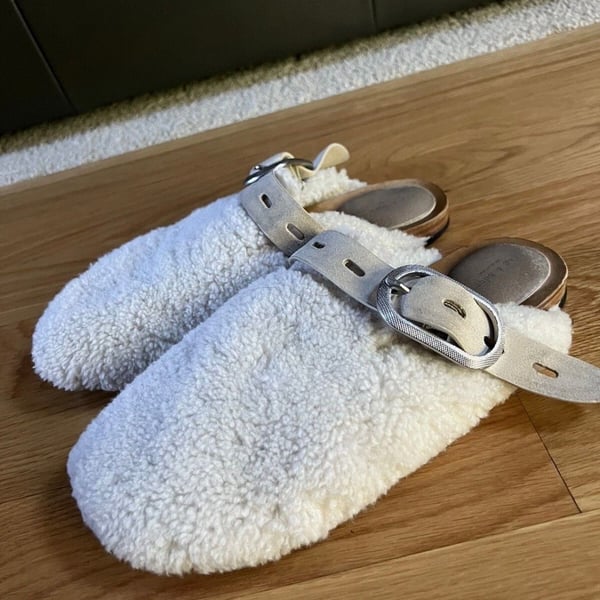 Rag & Bone Ansley White Shearling Mules Slippers Buckle Slip On Clogs