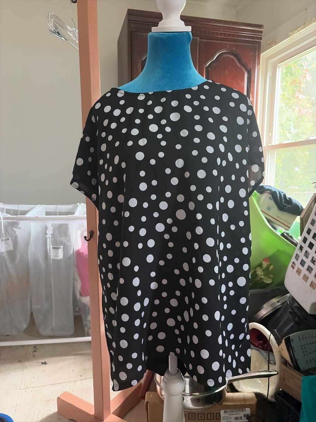 Notations Woman Polka Dot Top Size 2X Black White Short Sleeve Blouse 2
