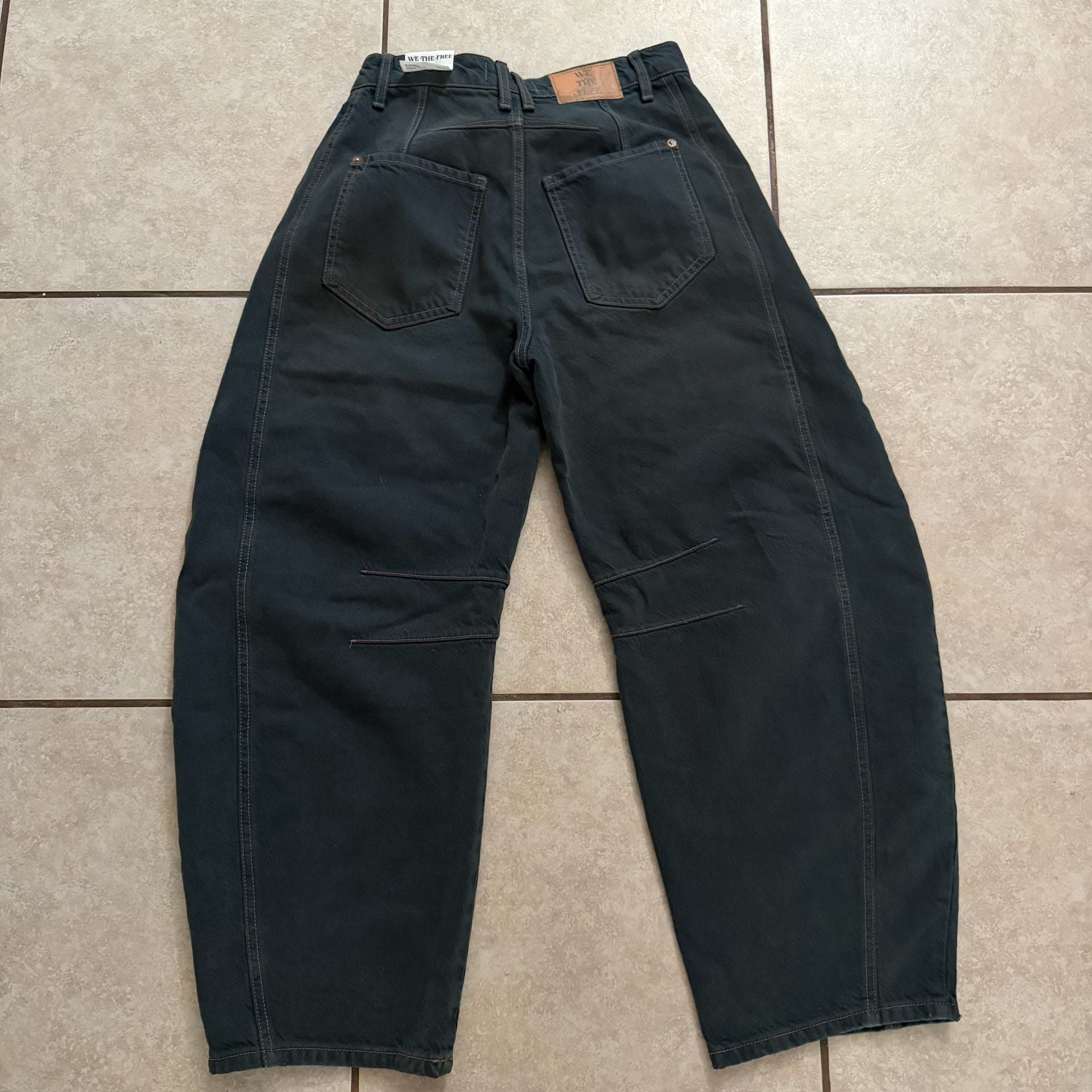 We The Free Good Luck Mid Rise Barrel Jeans Size 25 Black 4