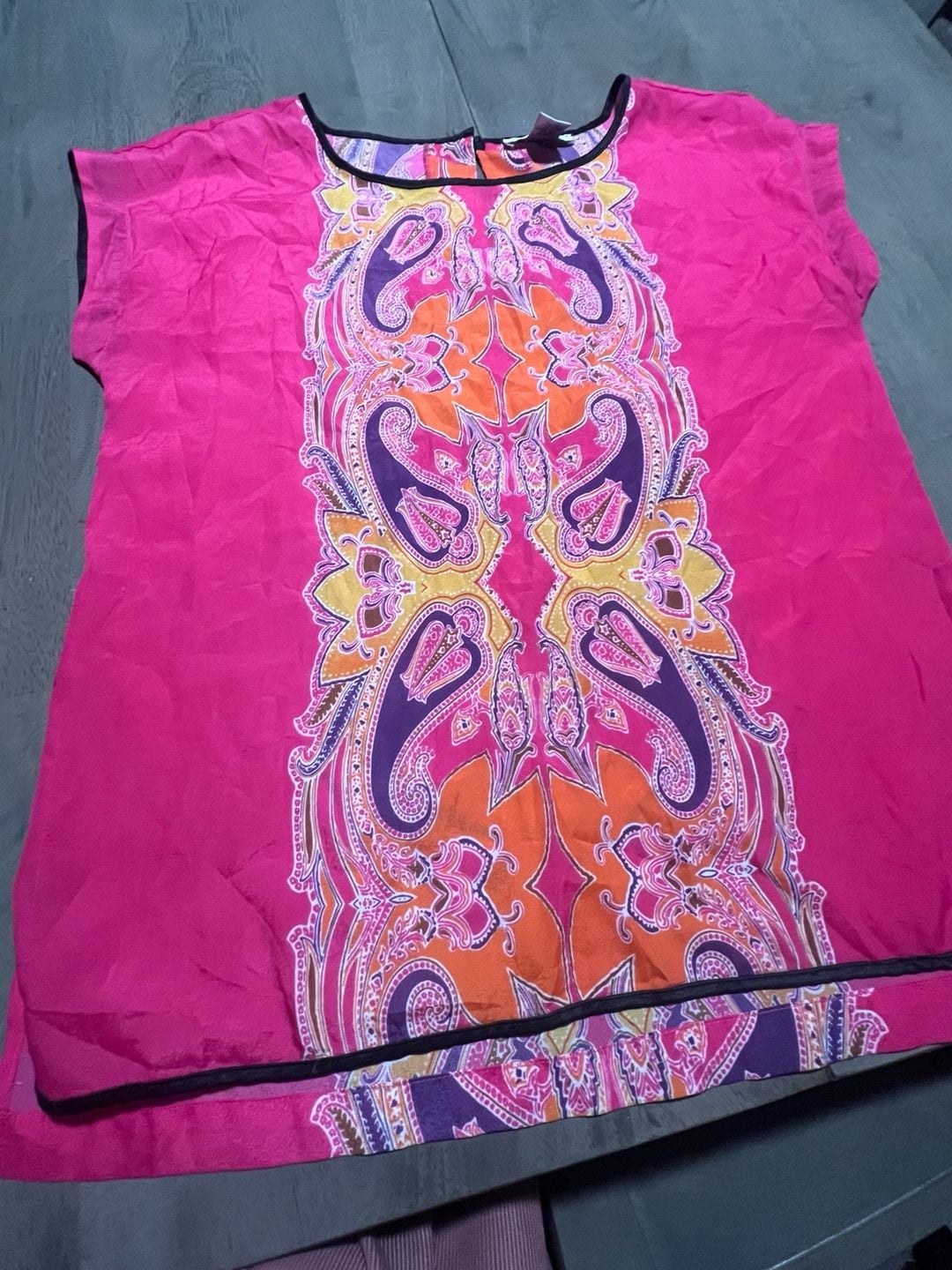 WD-NY Top Size S Pink Multi Paisley Print Short Sleeve Blouse 2