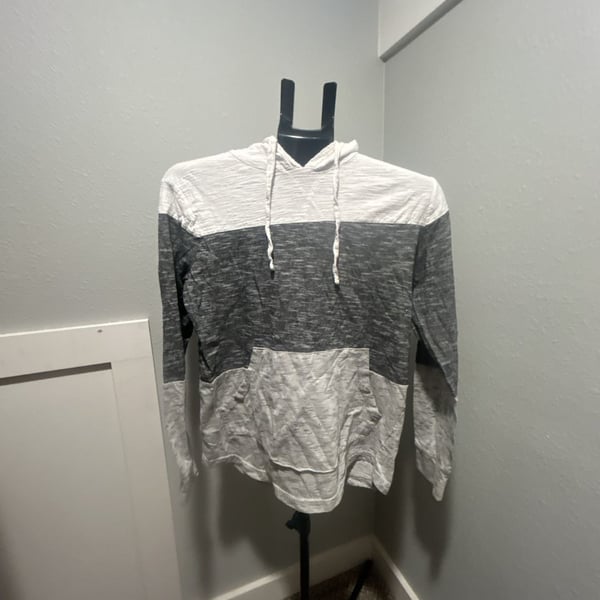 Broken Threads Hoodie Size Small Gray Black White Colorblock Pullover