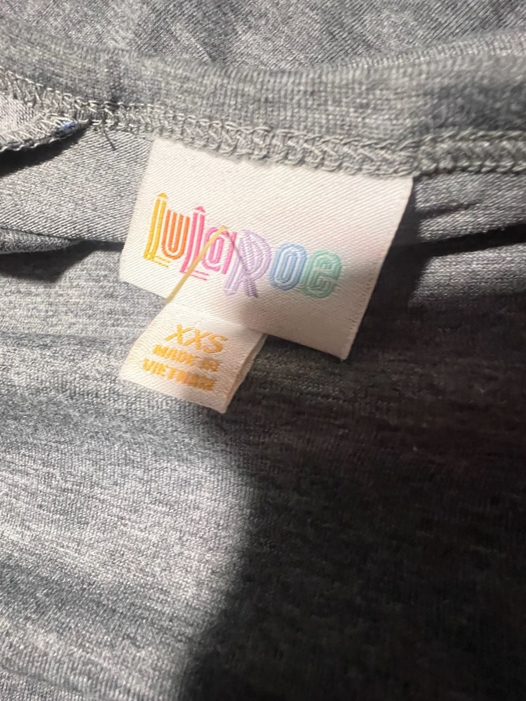LuLaRoe Randy Shirt Size XXS Gray Multicolored Feather Sleeves Raglan Tee 5