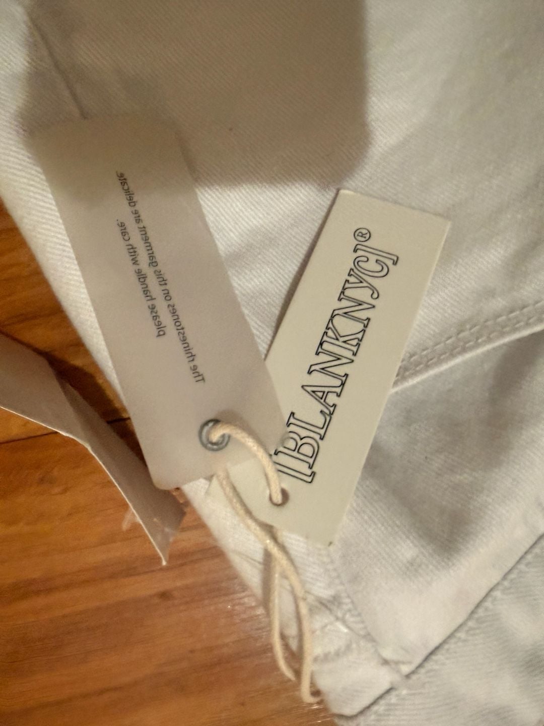 NWT BLANKNYC “Heart and Soul” White Rhinestone Fringe Denim Mini Skirt – Size 30 10