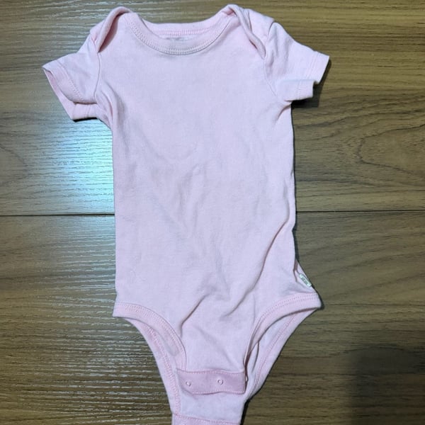 Huggies Baby Bodysuit Size 6M Pink Short Sleeve