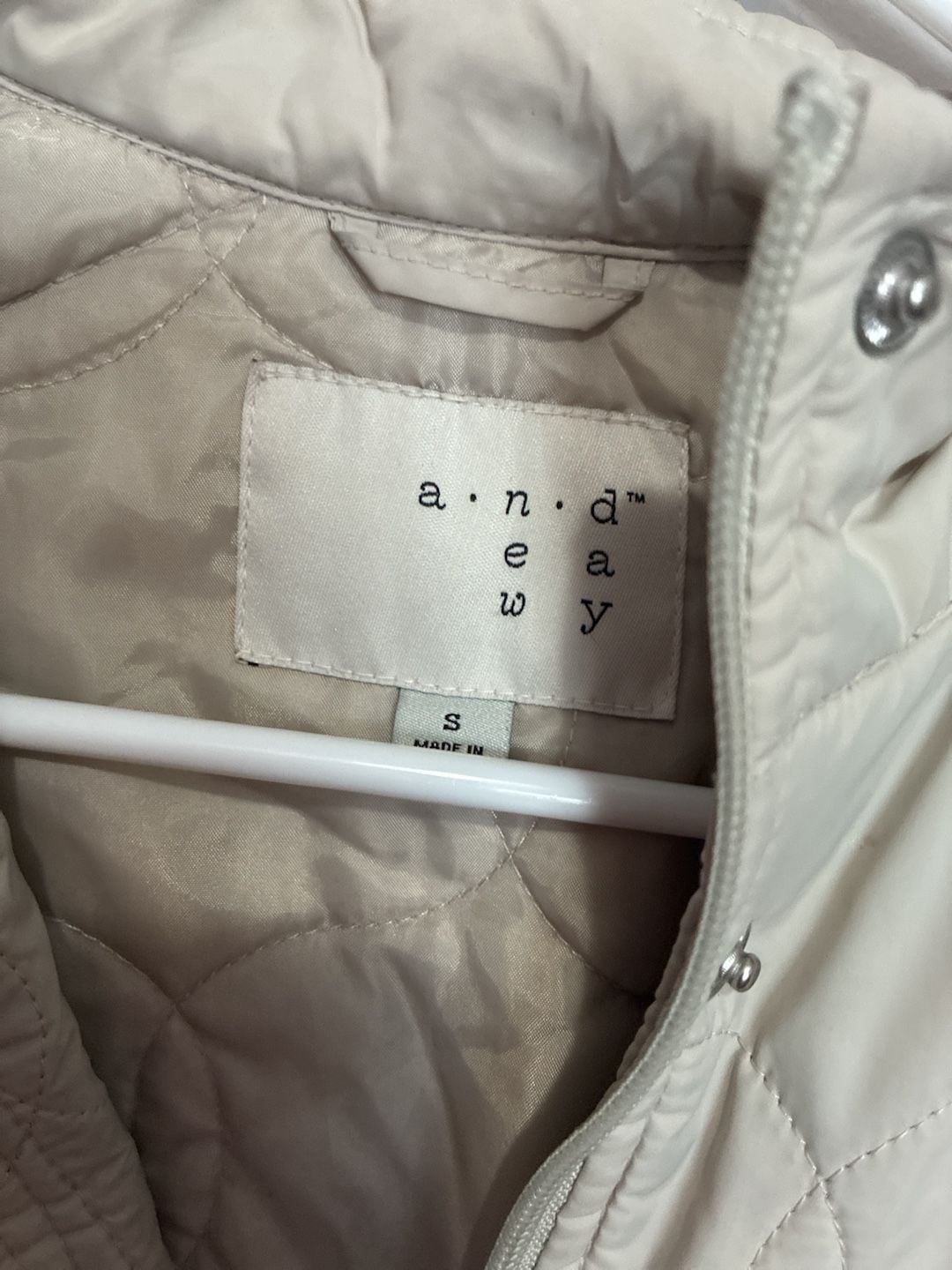A New Day Quilted Jacket Size S Cream Lightweight Utility Snaps 5